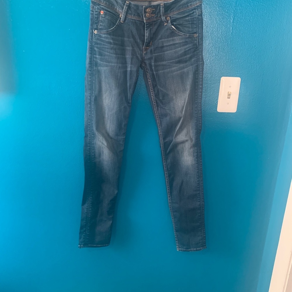 Distressed Hudson jean - Picture 7 of 10